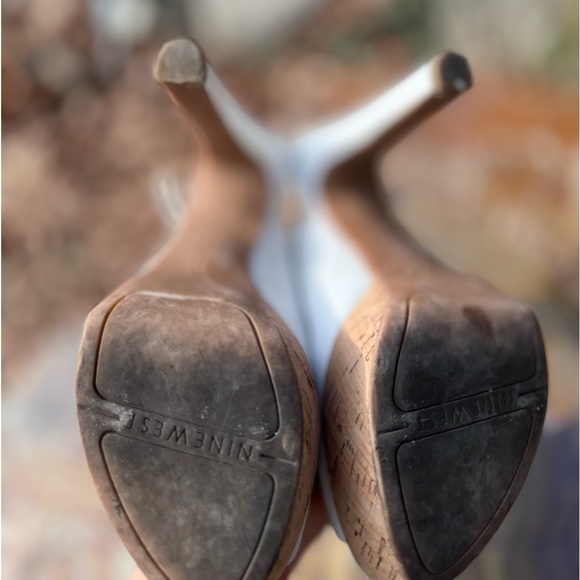 Nine West cork platform white slingback heels - Picture 3 of 6